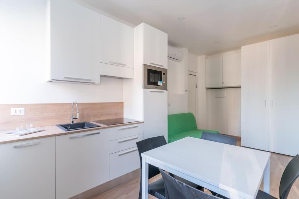 Cimiano Suite 22, New Apartment Milán Exteriér fotografie